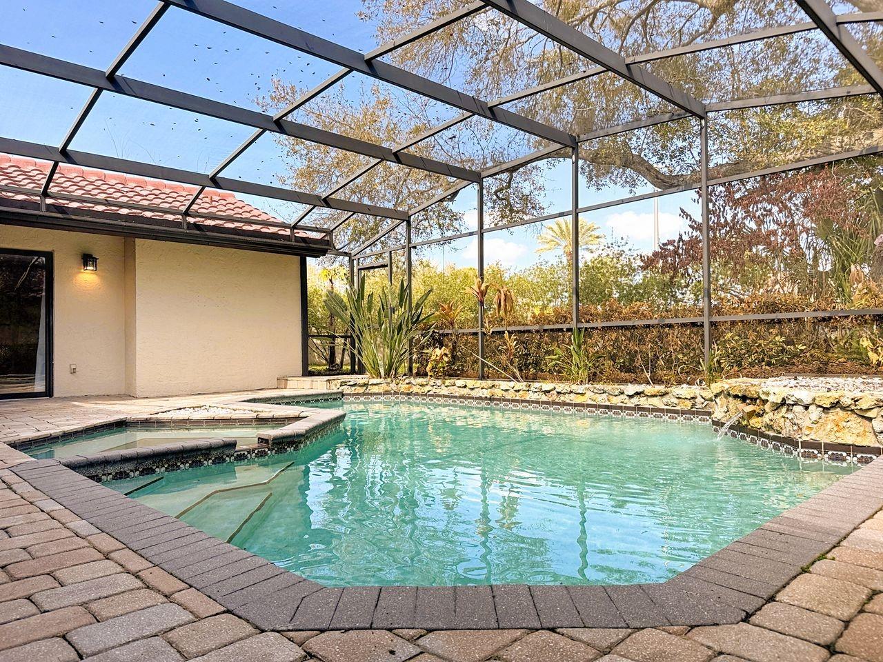 GRANADA VILLAS PH 01 - Residential