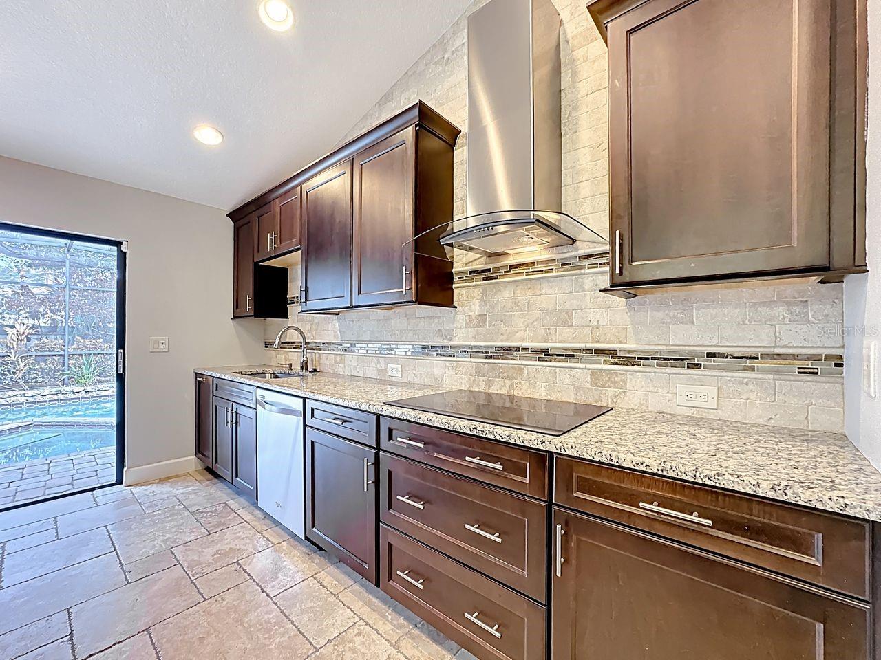 GRANADA VILLAS PH 01 - Residential