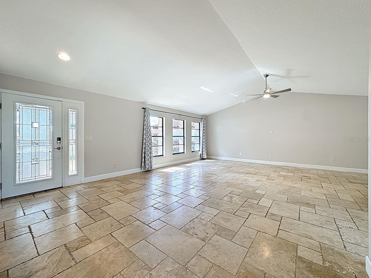 GRANADA VILLAS PH 01 - Residential