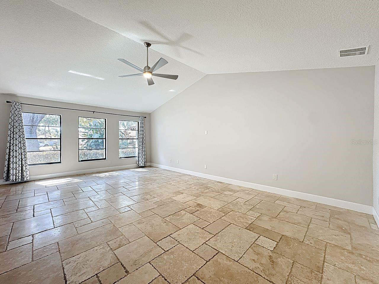 GRANADA VILLAS PH 01 - Residential