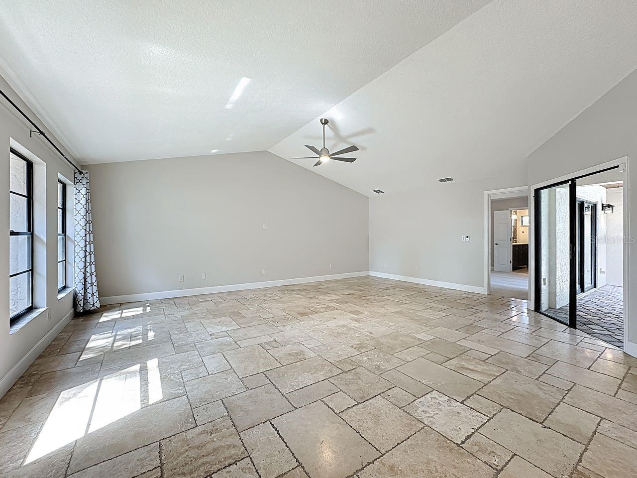 GRANADA VILLAS PH 01 - Residential