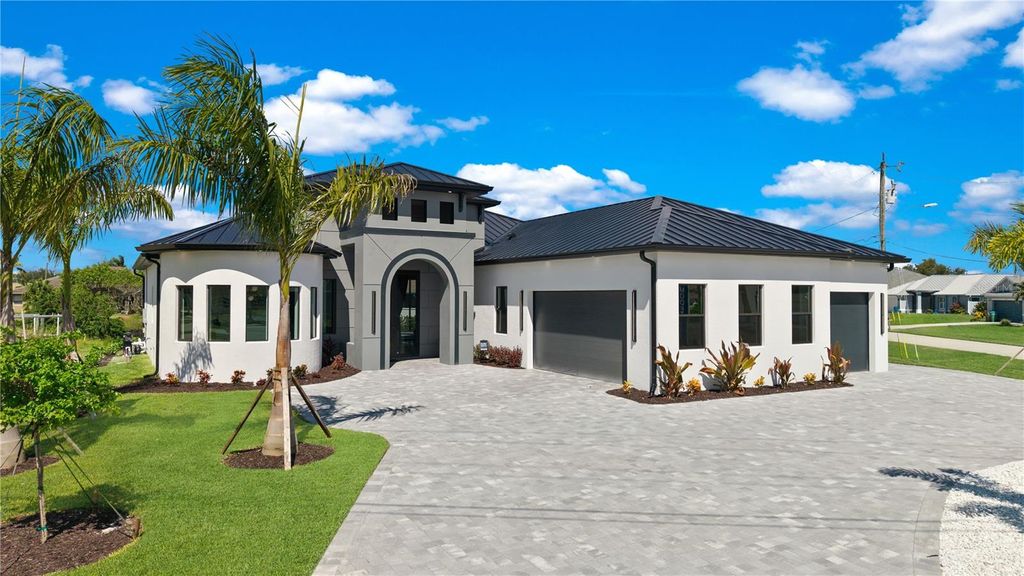 Photo of 4218 SW 17th Avenue, Cape Coral, FL 33914 (MLS # C7525504)