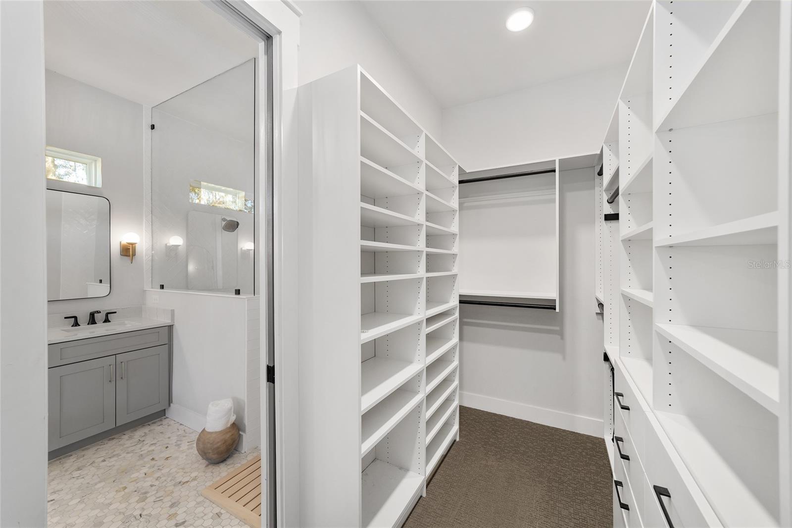 OAKMONT PH 3 PB 35 PG 60 - Residential