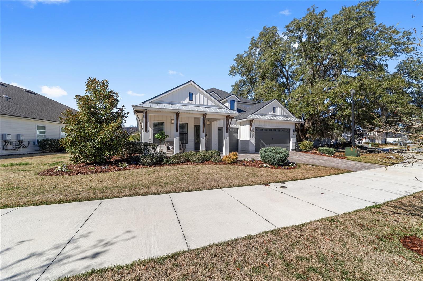 OAKMONT PH 3 PB 35 PG 60 - Residential