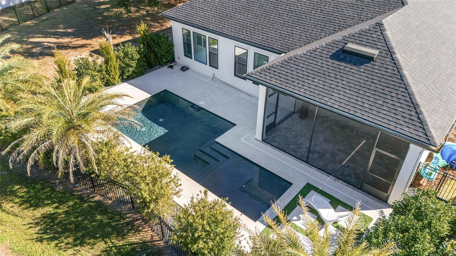 OAKMONT PH 3 PB 35 PG 60 - Residential