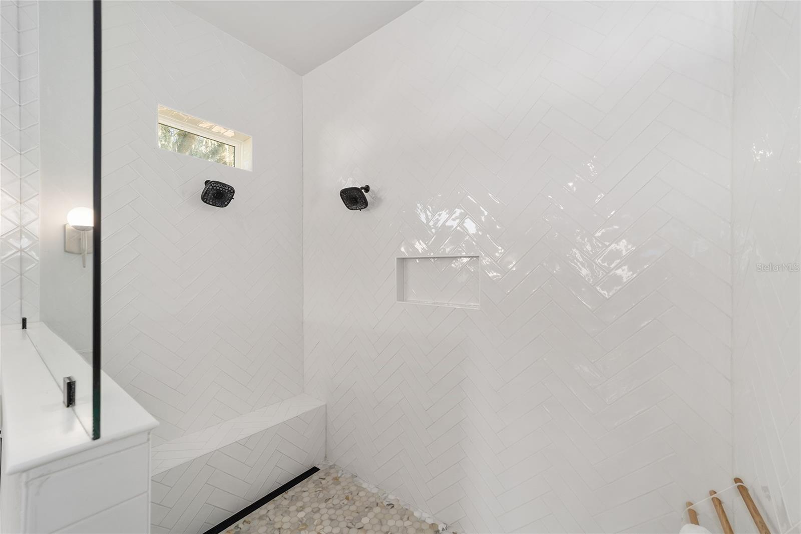 OAKMONT PH 3 PB 35 PG 60 - Residential