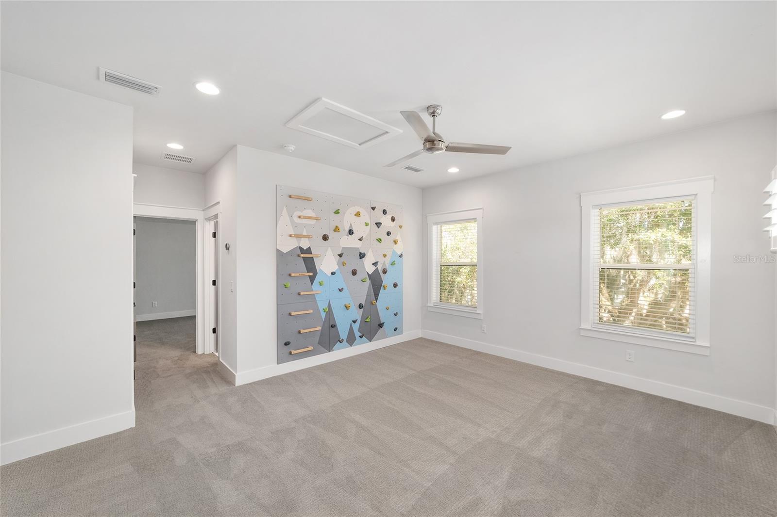 OAKMONT PH 3 PB 35 PG 60 - Residential