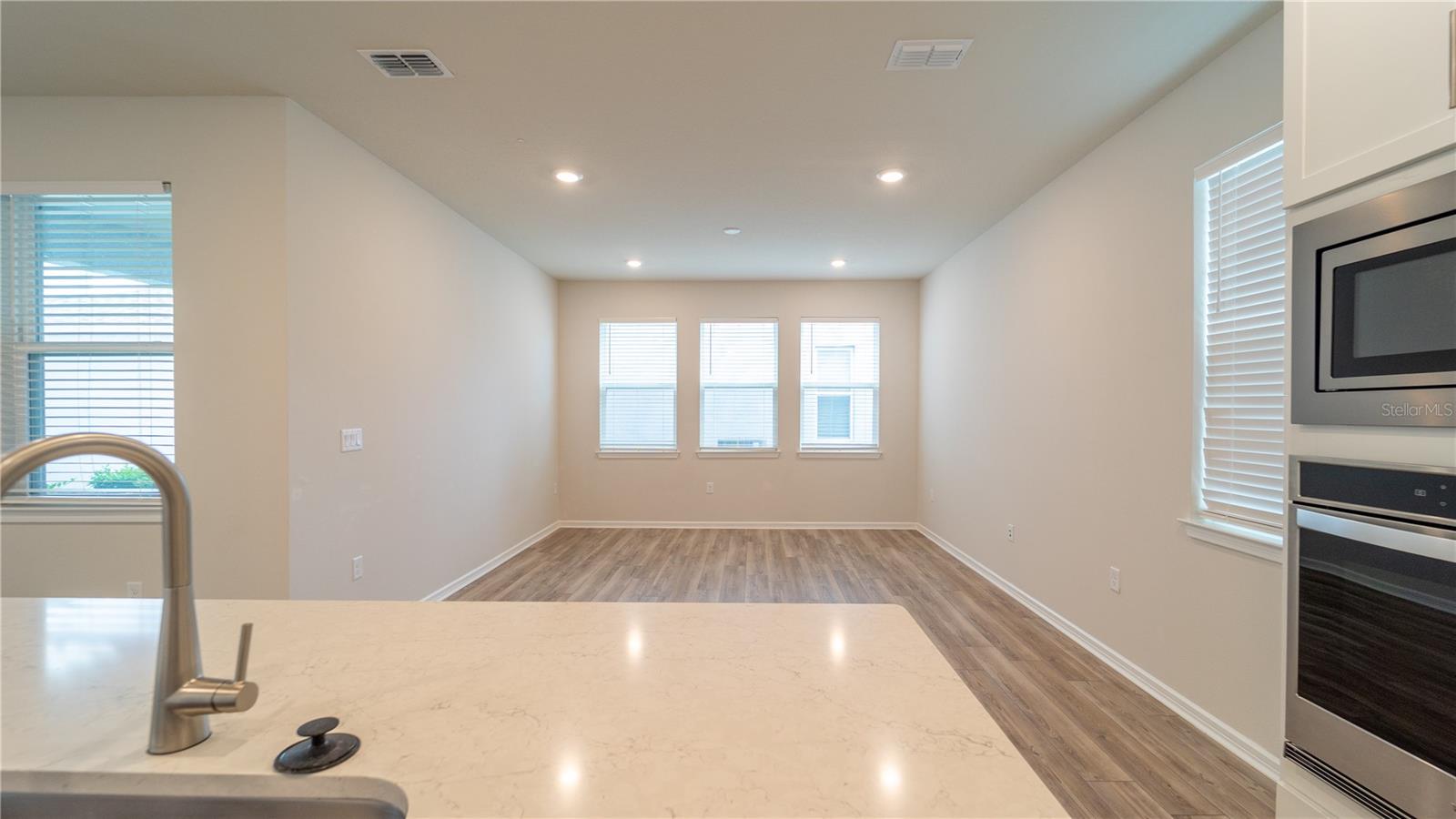 ISLES/LK NONA PH 3A - Residential Lease