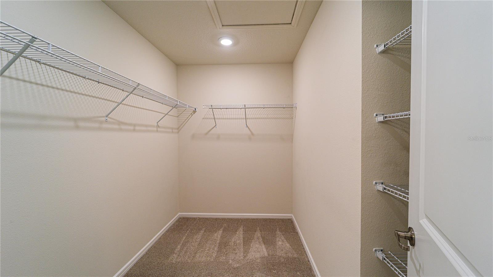 ISLES/LK NONA PH 3A - Residential Lease