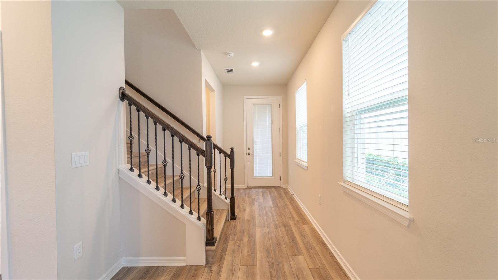ISLES/LK NONA PH 3A - Residential Lease