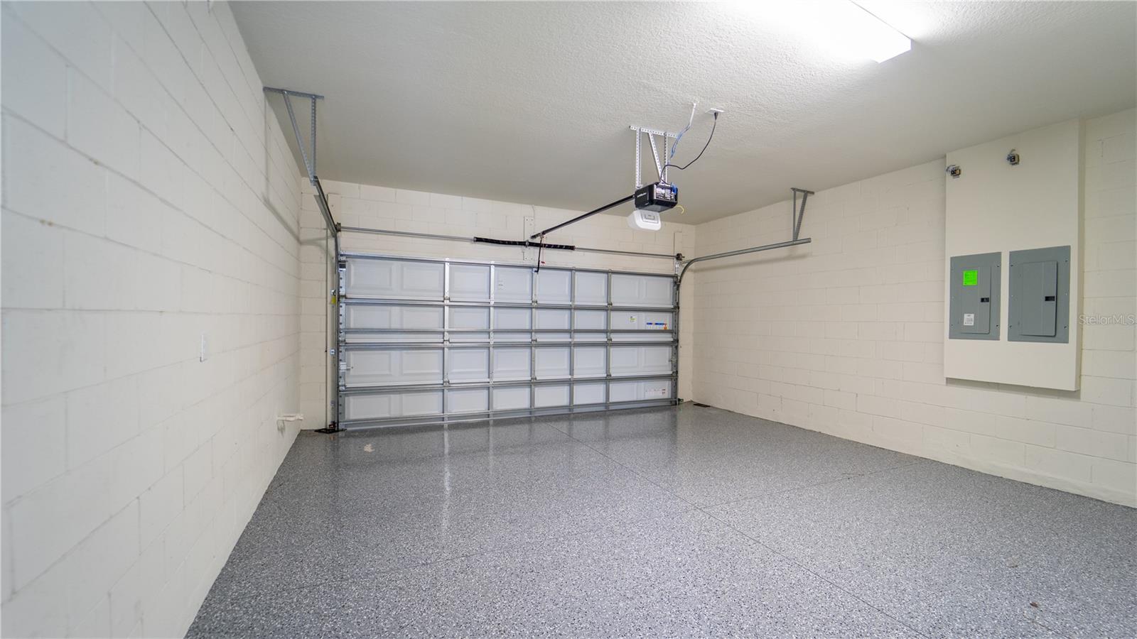 ISLES/LK NONA PH 3A - Residential Lease