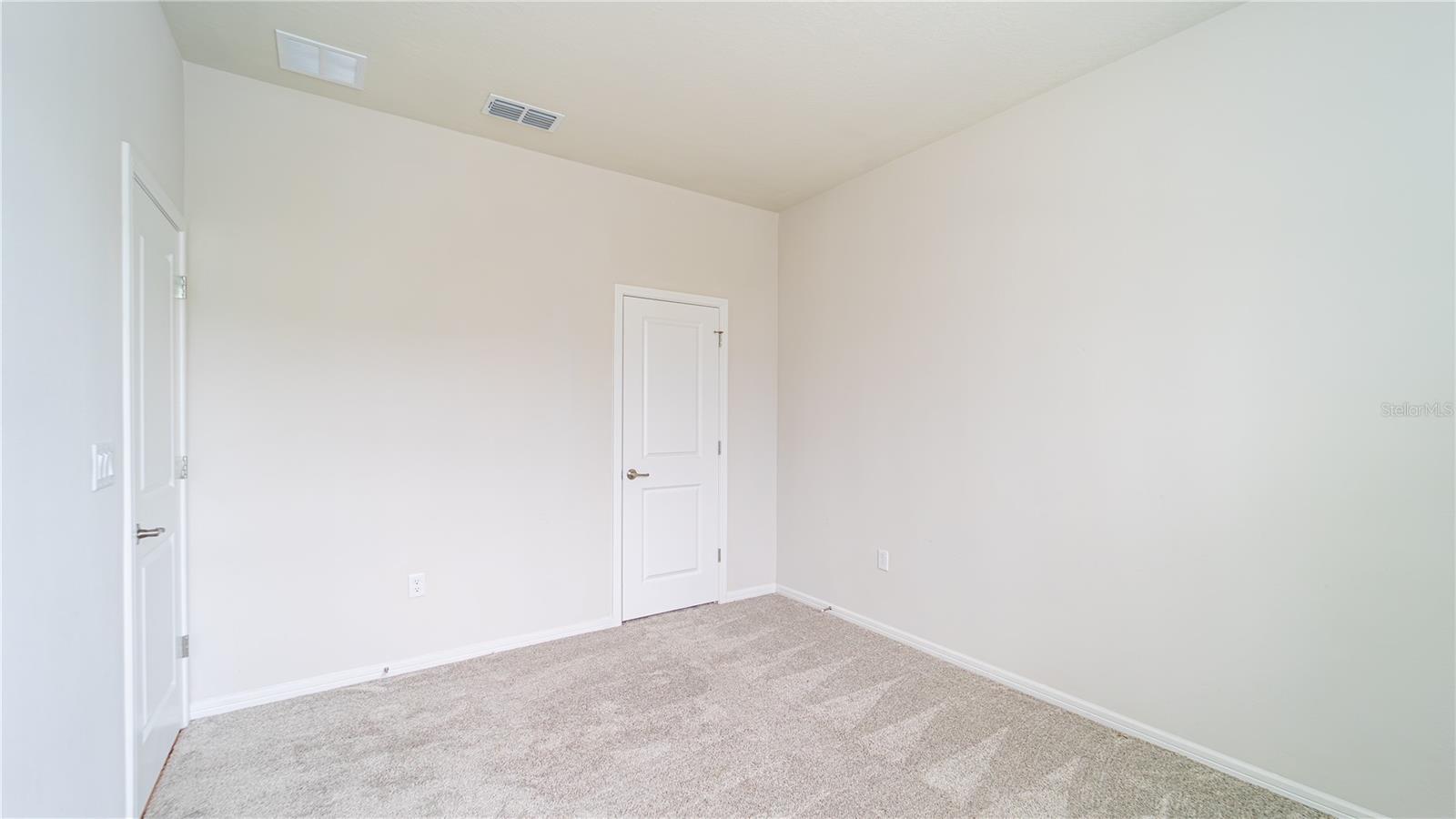 ISLES/LK NONA PH 3A - Residential Lease