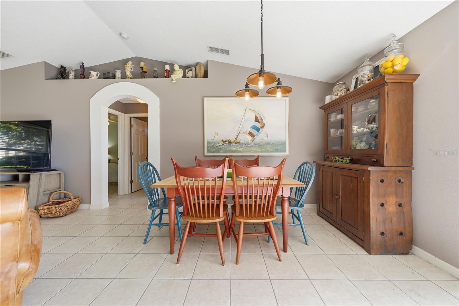 1827 LAKE VILLA DRIVE