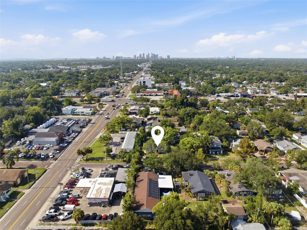 Photo of 106 W Comanche Avenue, Tampa, FL 33604 (MLS # TB8530113)