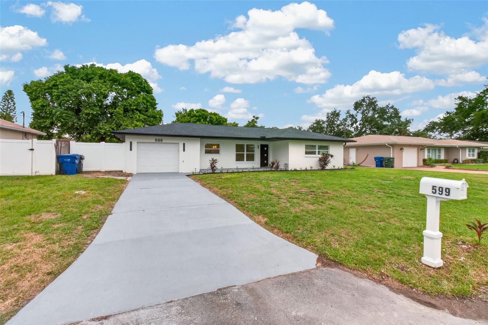 599 WOODLAND DRIVE