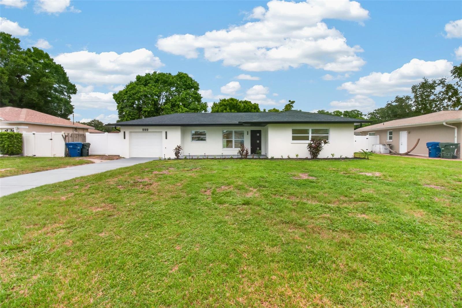 599 WOODLAND DRIVE