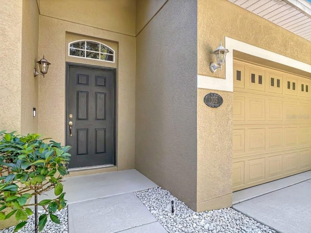 Photo of 105 Ridgeway Blvd, Deland, FL 32724 (MLS # O6450249)