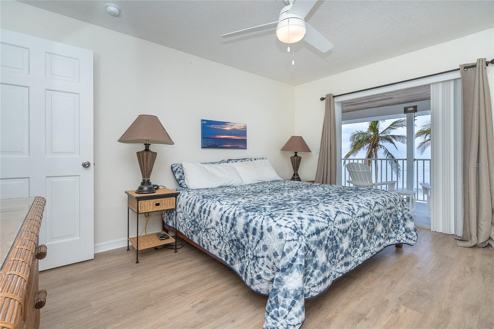 ENGLEWOOD SHORES - Residential