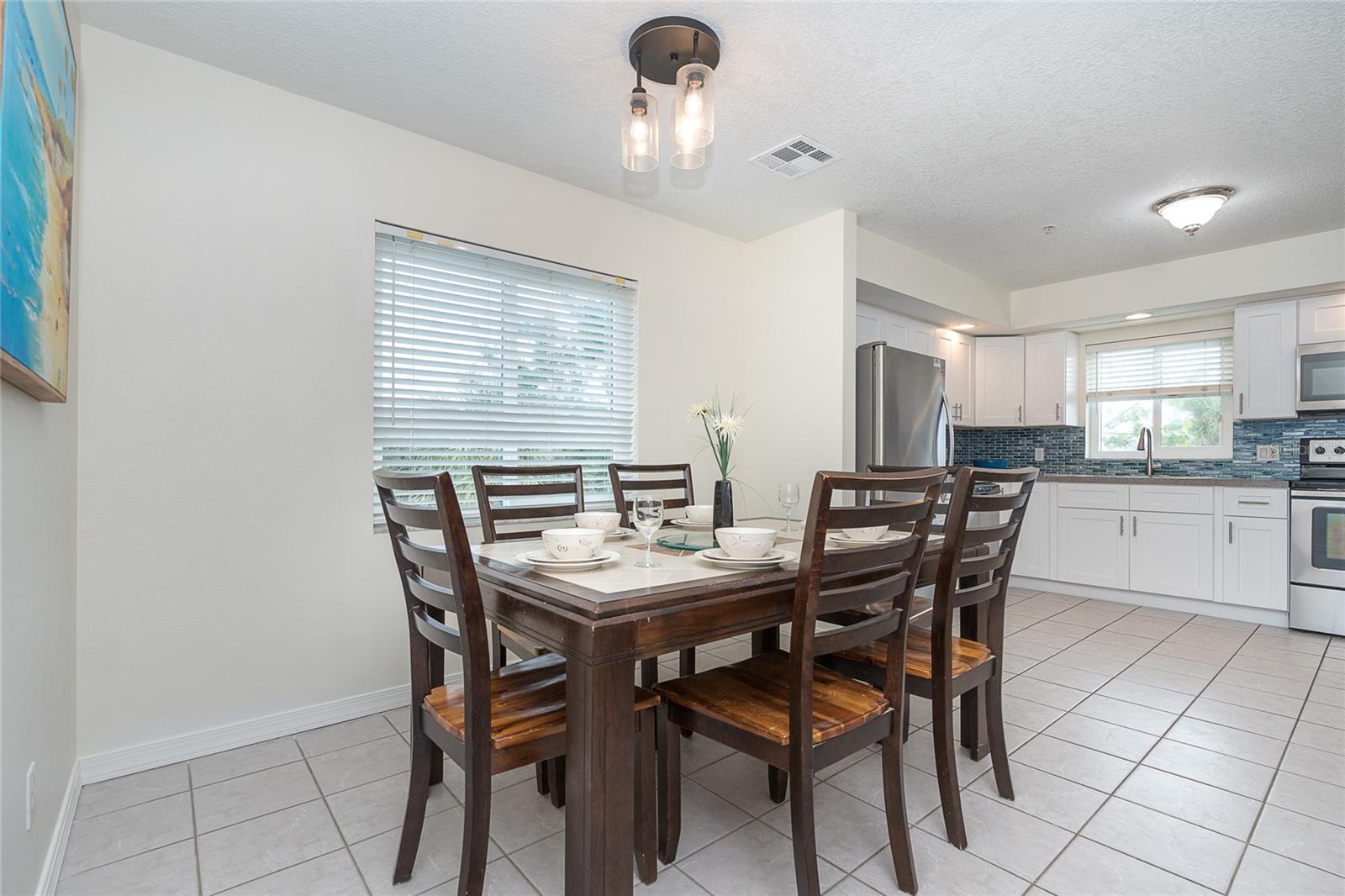 ENGLEWOOD SHORES - Residential