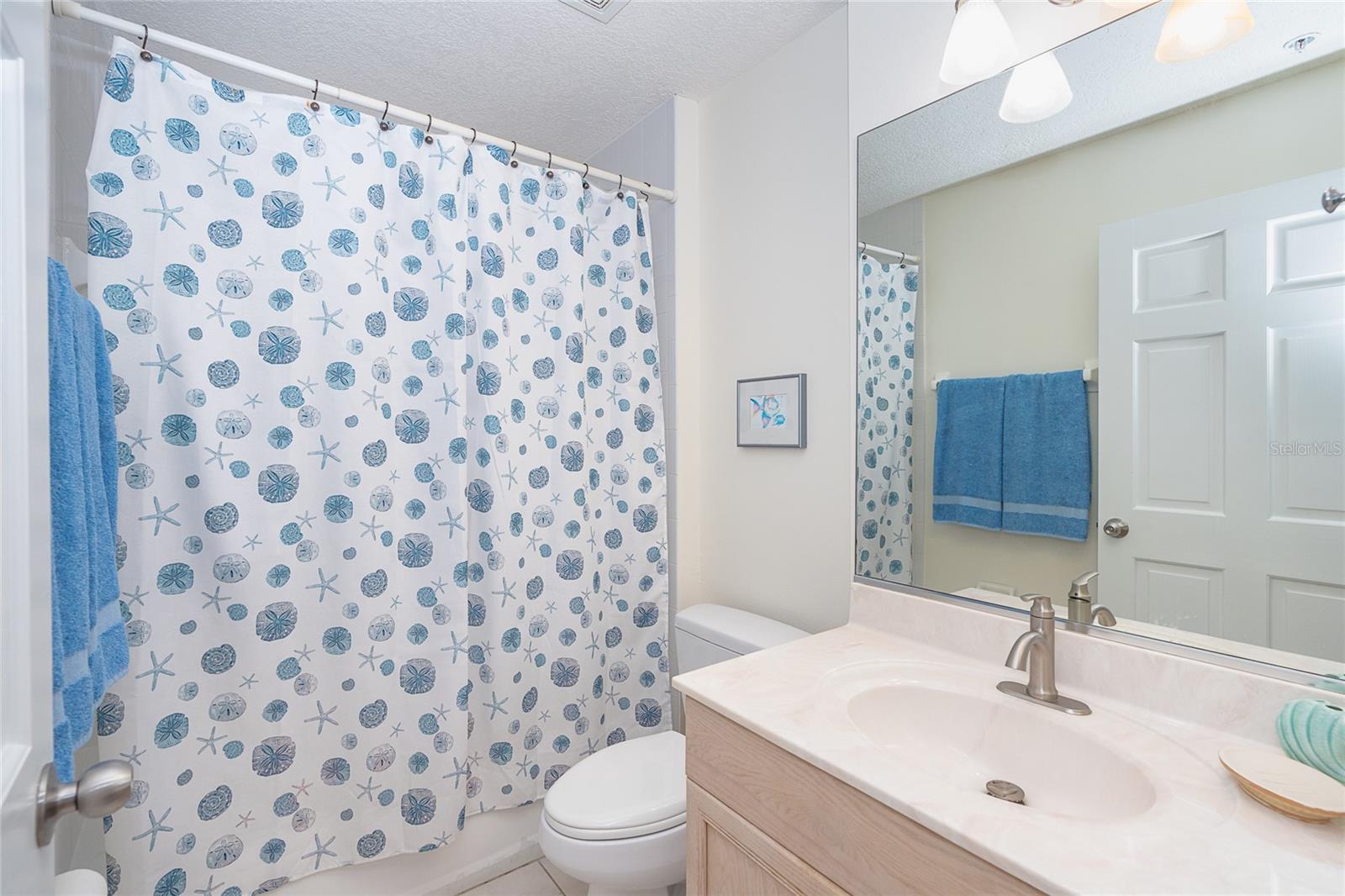 ENGLEWOOD SHORES - Residential