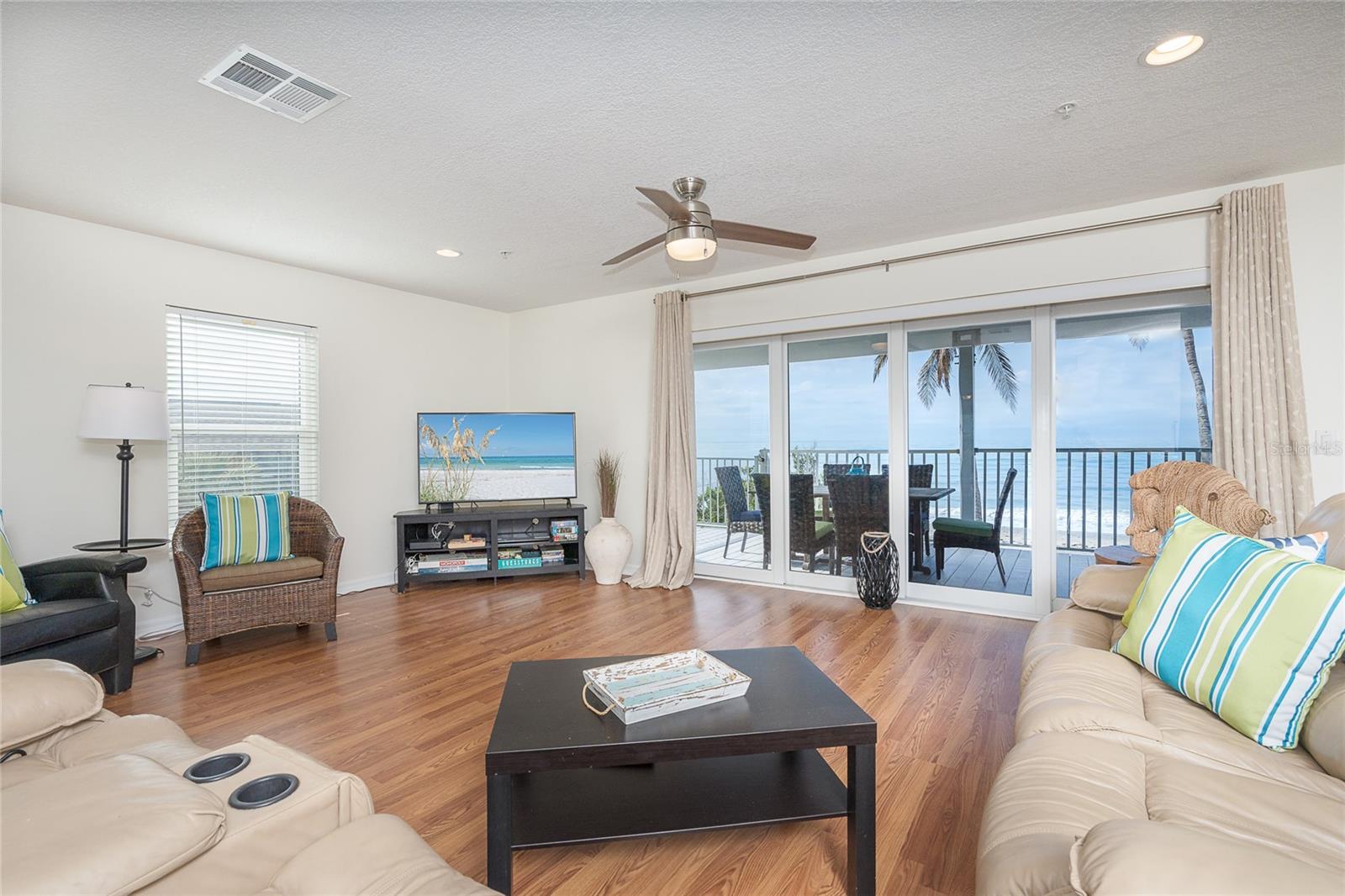 ENGLEWOOD SHORES - Residential