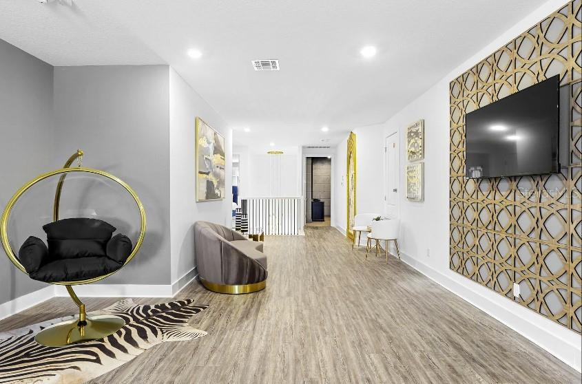 REUNION WEST VLGS NORTH - Residential