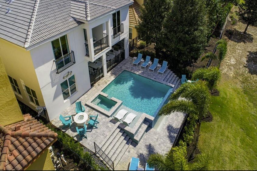 REUNION WEST VLGS NORTH - Residential