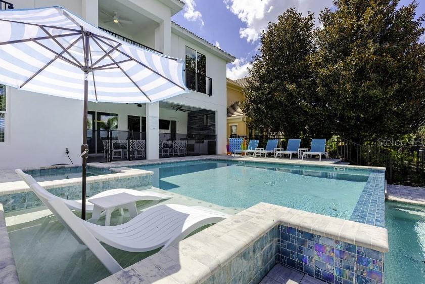 REUNION WEST VLGS NORTH - Residential