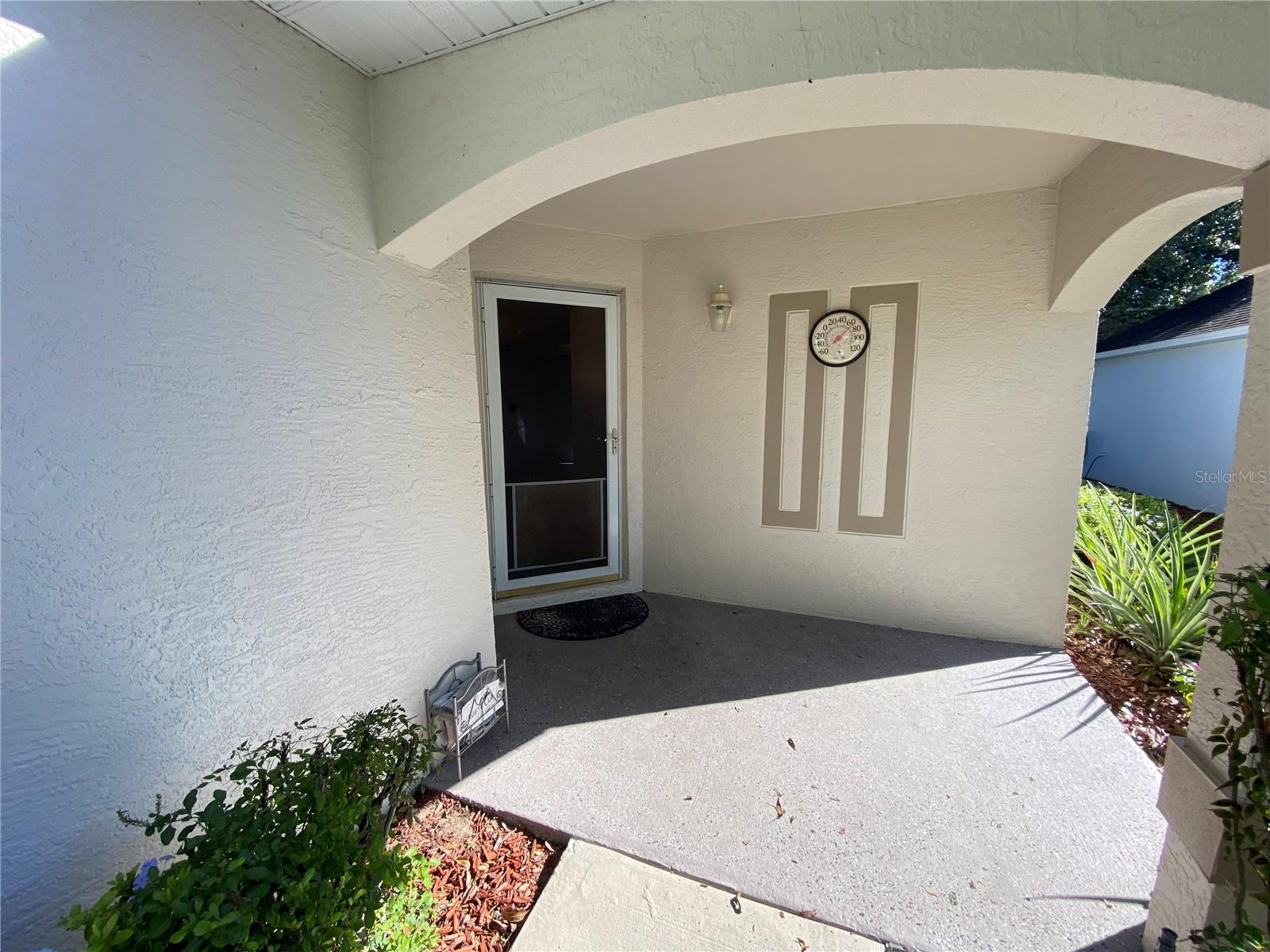 Casas a venda 4 - Jen Dantas 3805 DOUNE WAY