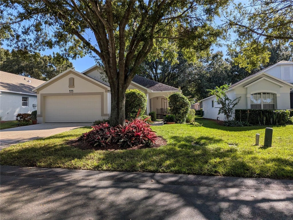 Photo of 3805 Doune Way, Clermont, FL 34711 (MLS # O6442355)