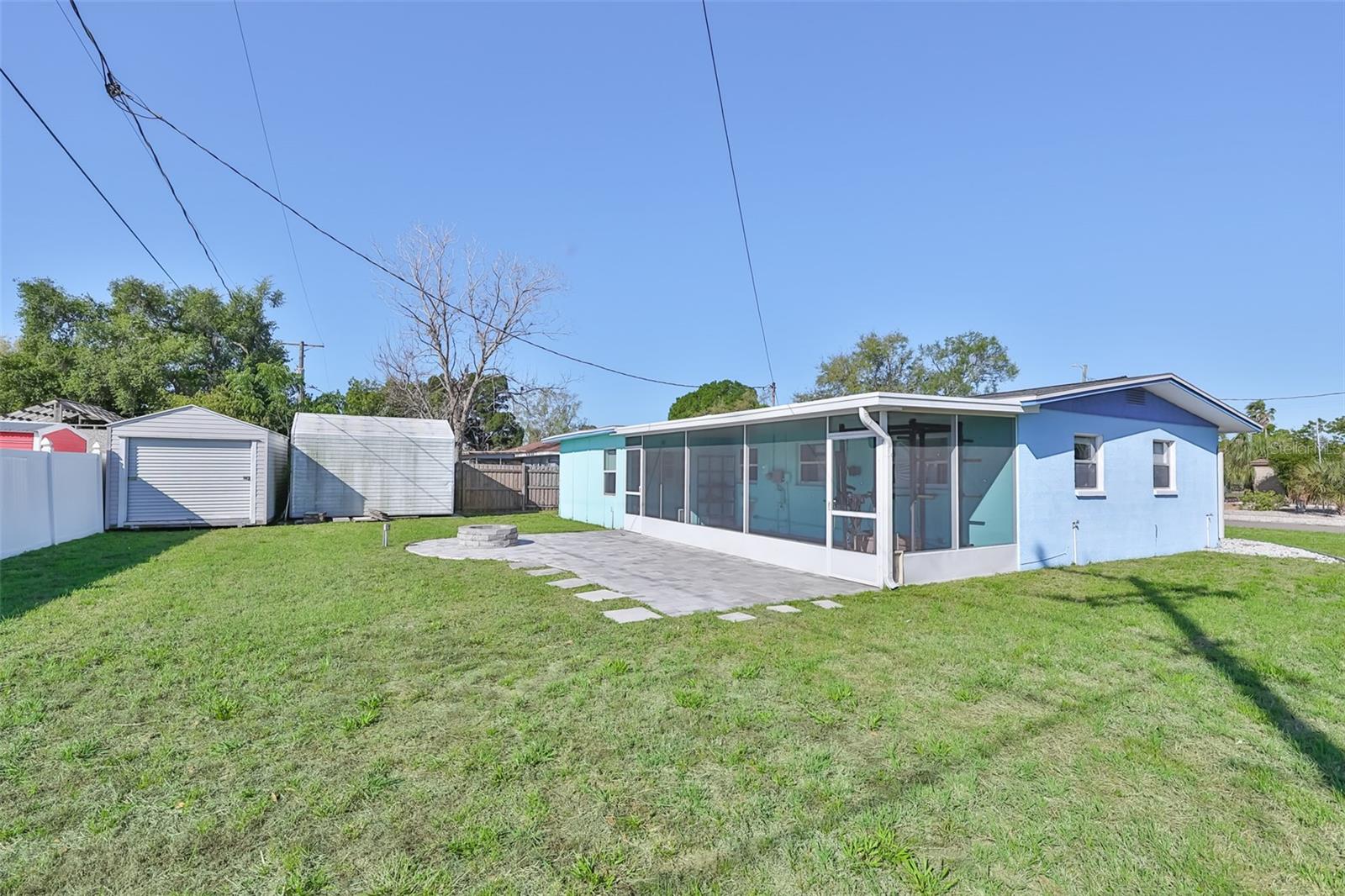 APOLLO BEACH UNIT 1 PT 2 - Residential