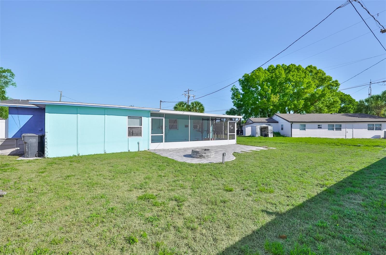 APOLLO BEACH UNIT 1 PT 2 - Residential