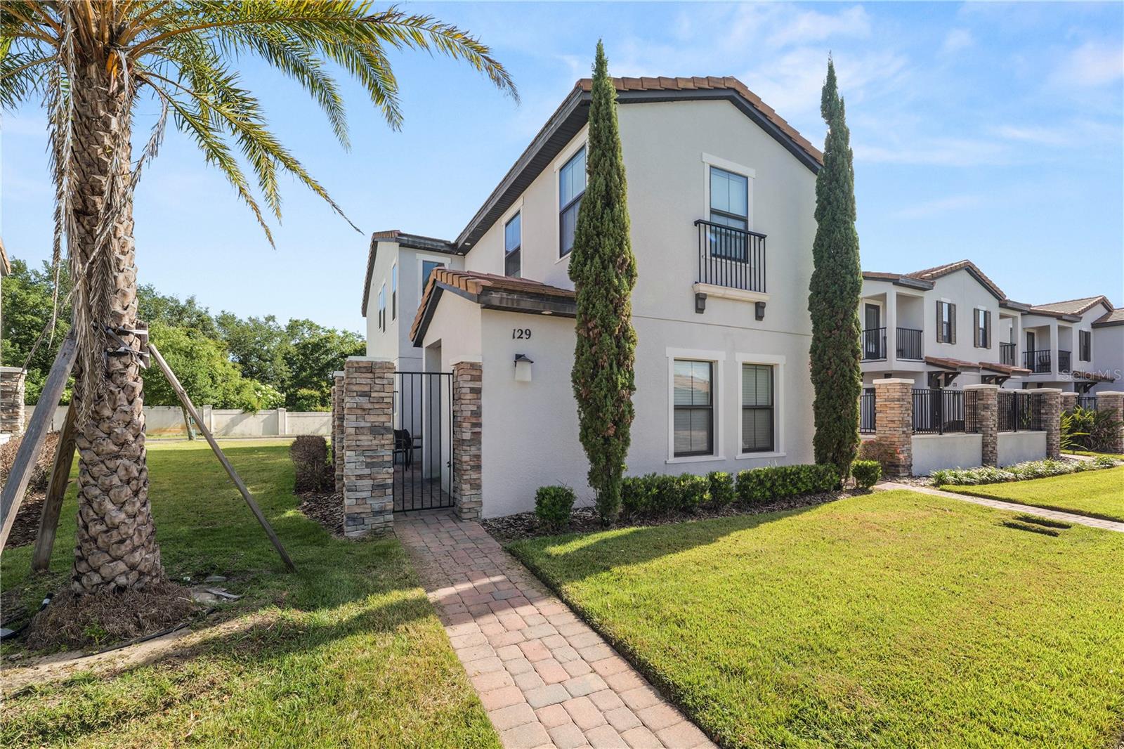 129 KENNY BOULEVARD