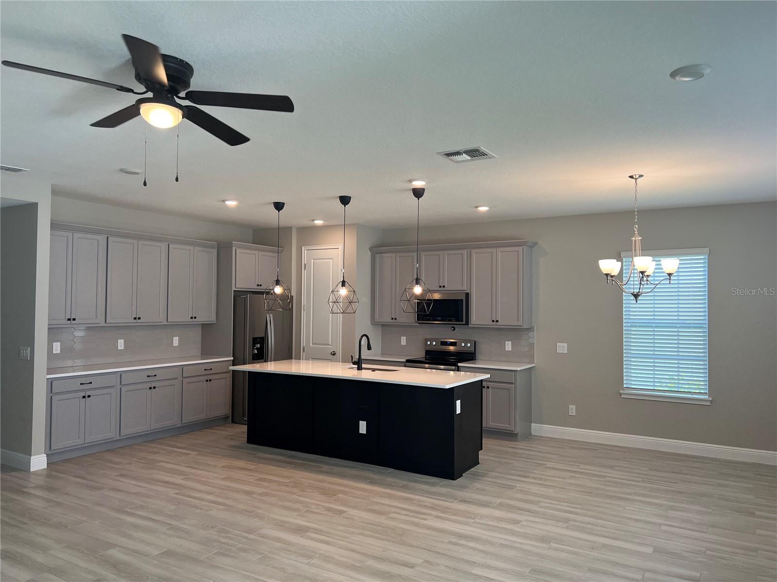 LAUREATE PARK PH 11 - Residential