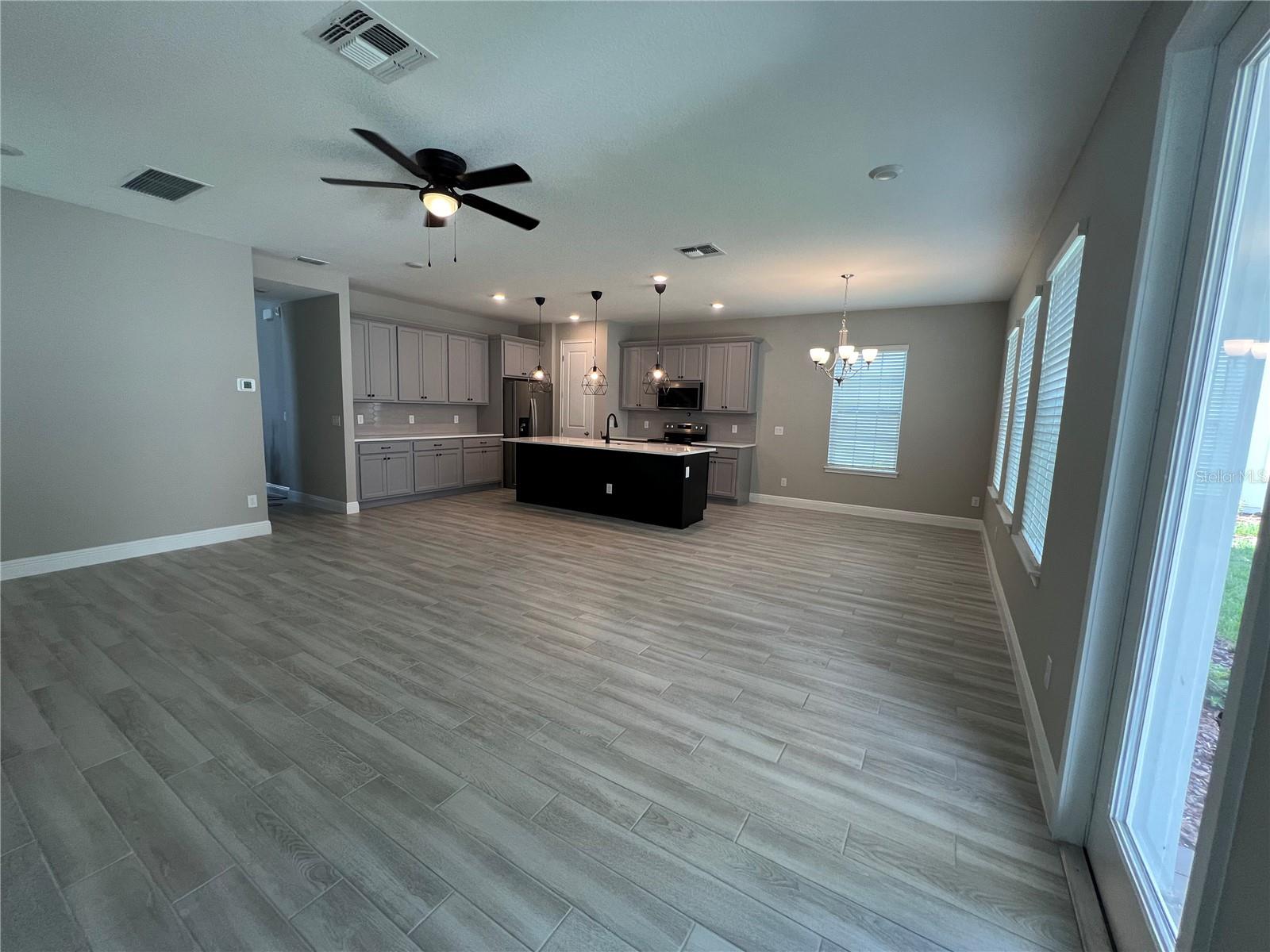 LAUREATE PARK PH 11 - Residential
