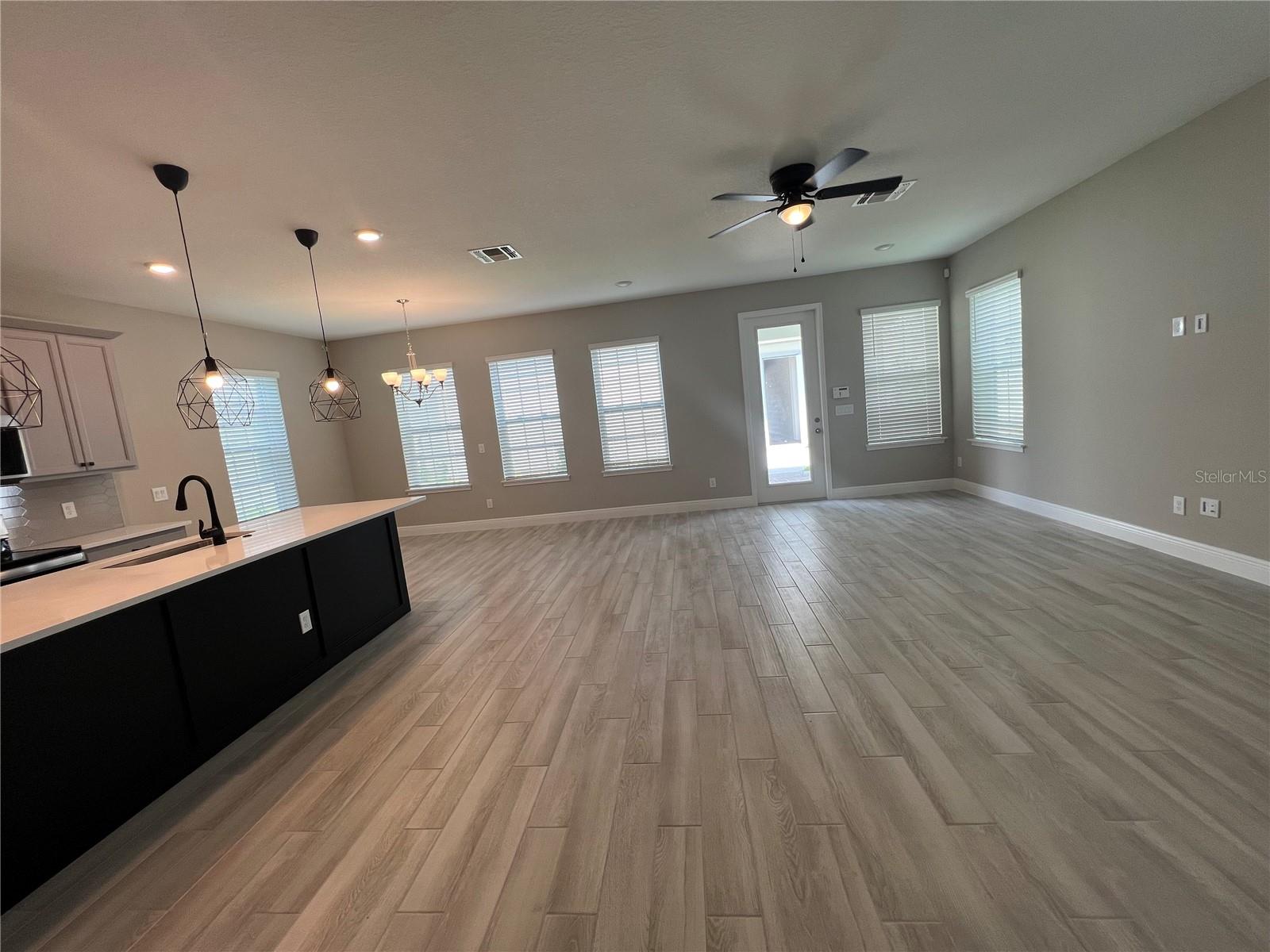 LAUREATE PARK PH 11 - Residential