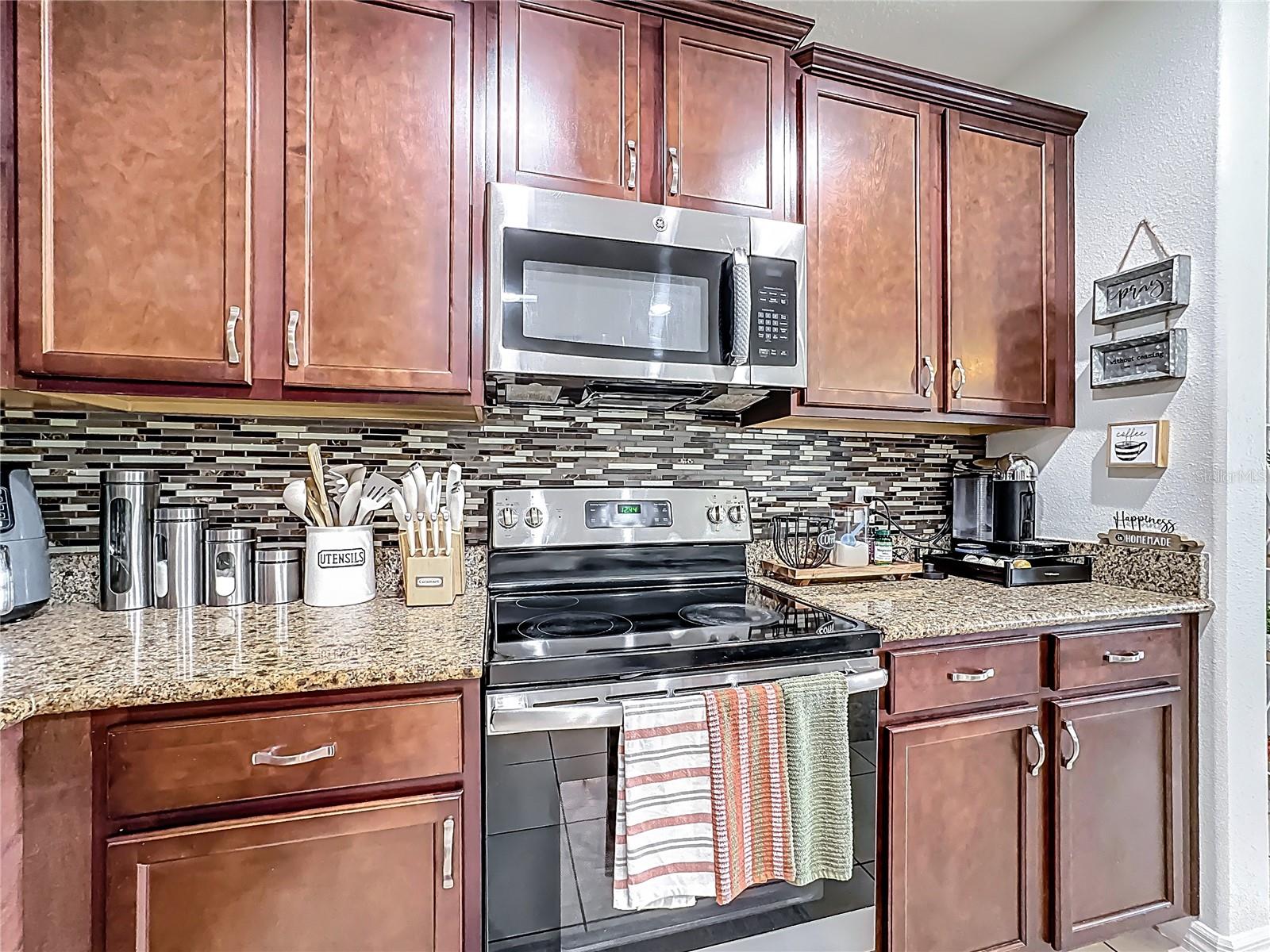 BRIARWOOD ESTATES - Residential