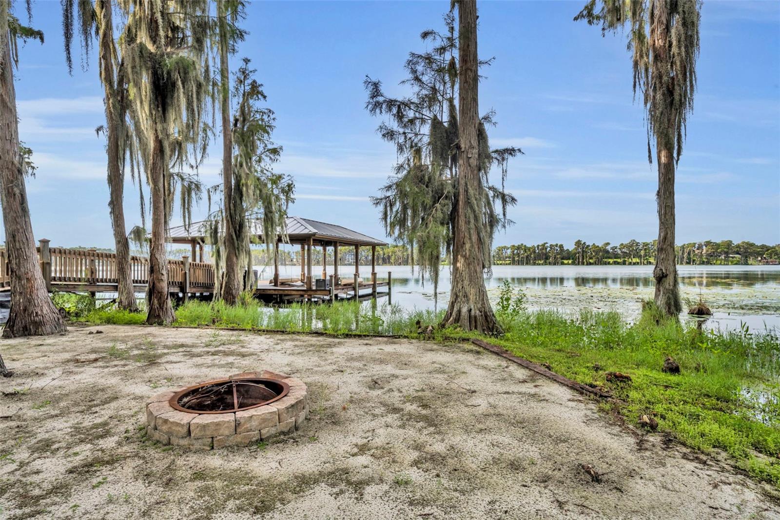 KELSO ON LAKE BUTLER - Residential