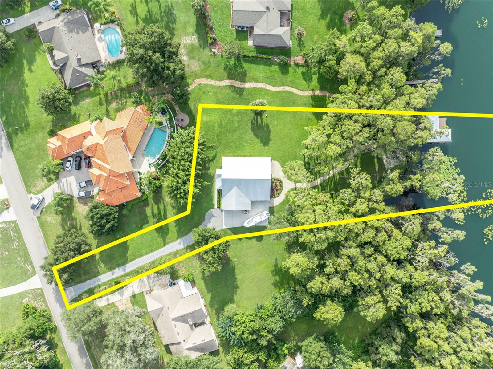 KELSO ON LAKE BUTLER - Residential