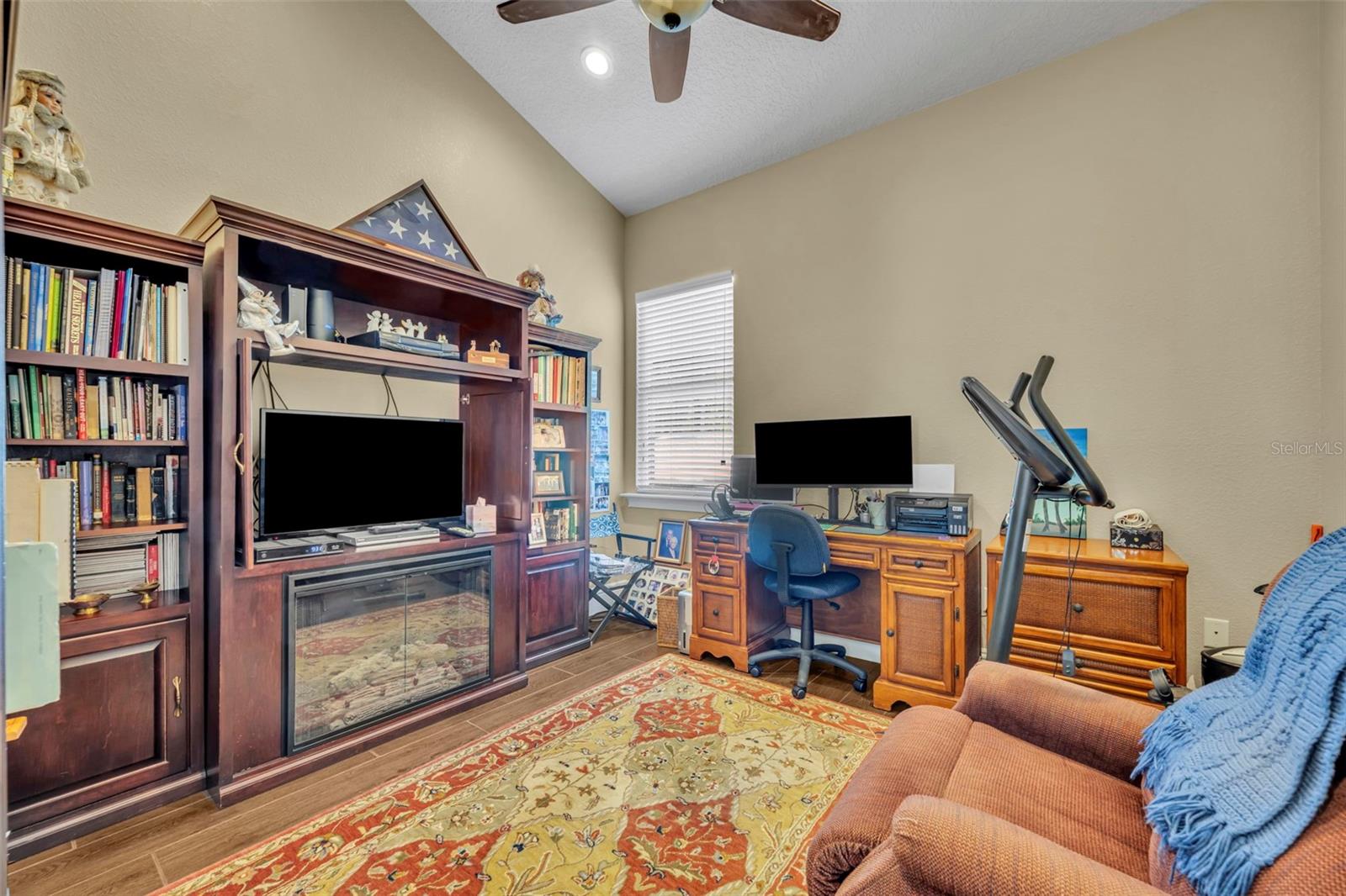 KELSO ON LAKE BUTLER - Residential