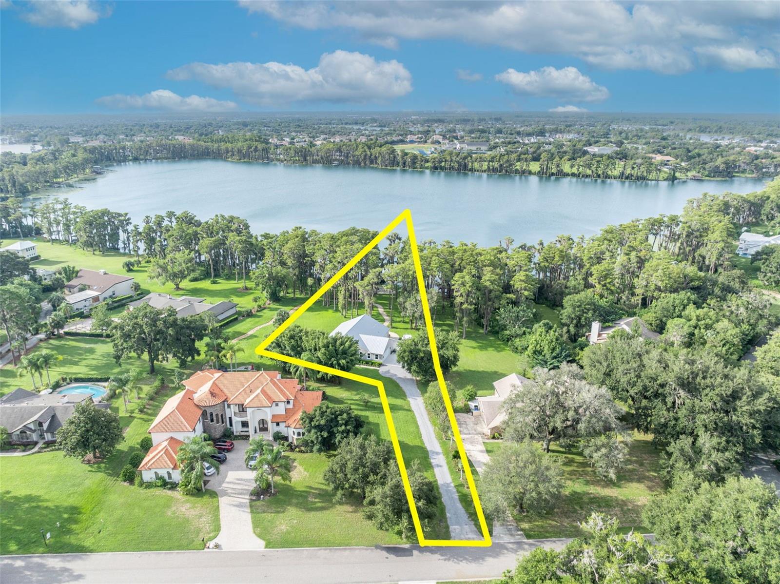 KELSO ON LAKE BUTLER - Residential