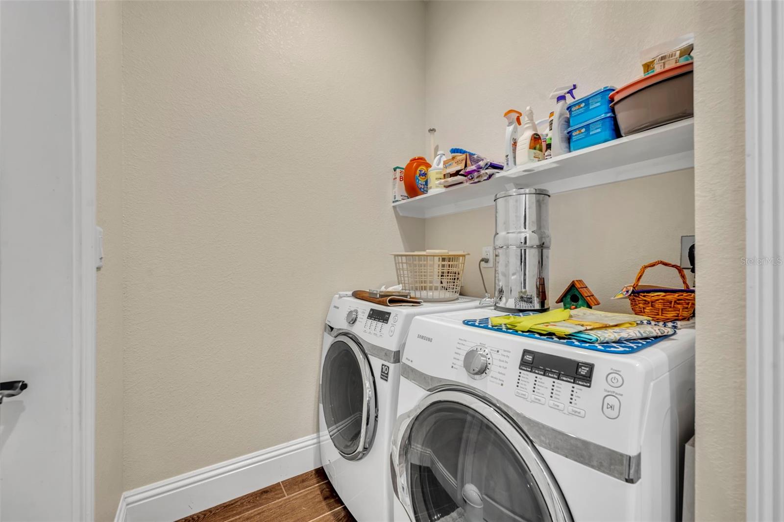 KELSO ON LAKE BUTLER - Residential