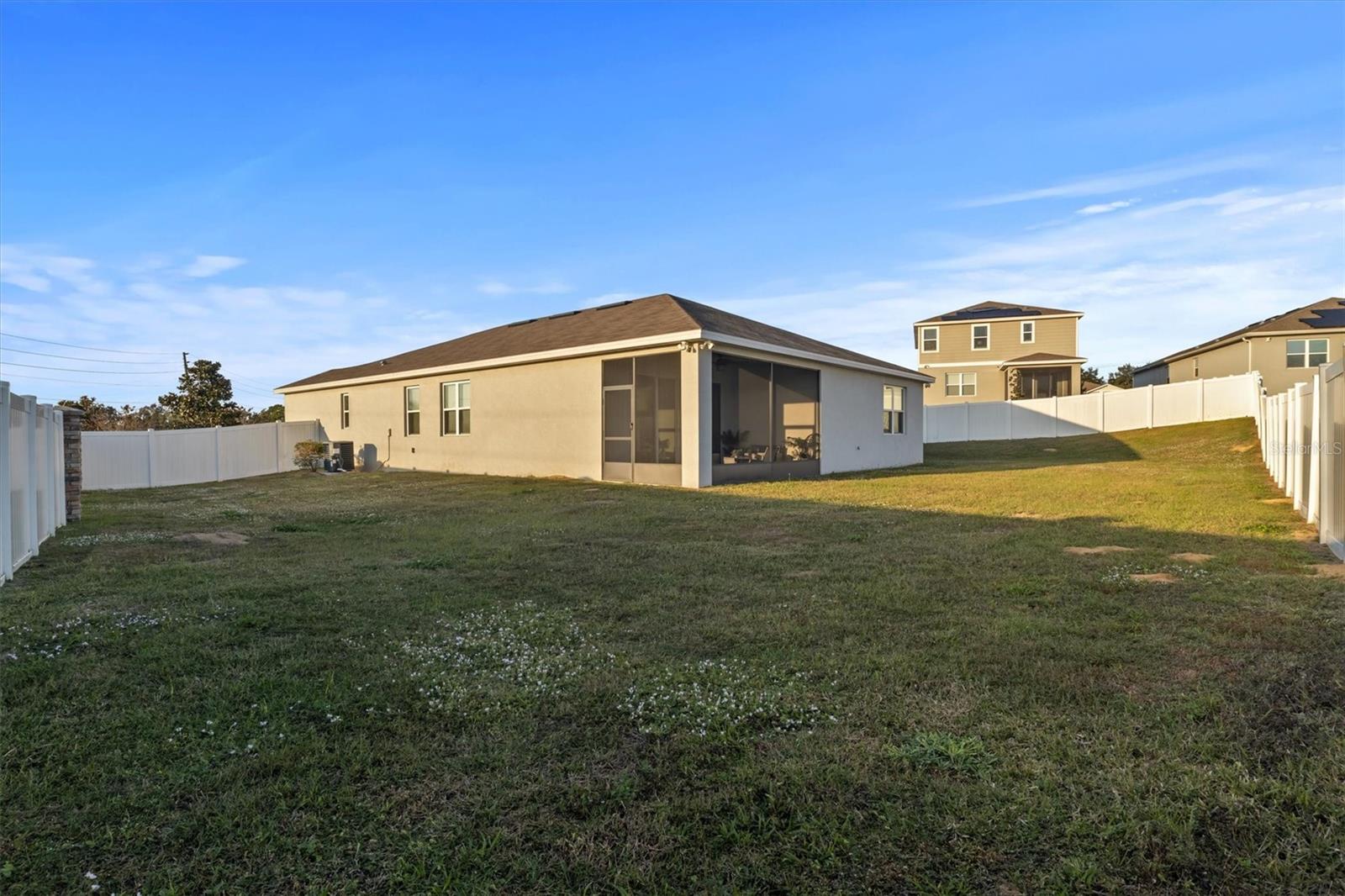 VISTA DEL LAGO PH II - Residential Lease