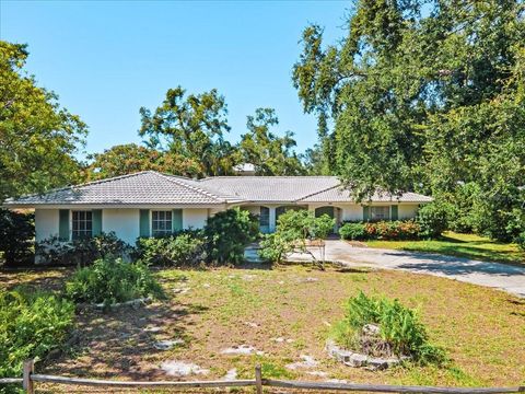 1735 SHORELAND DRIVE SARASOTA FL 34239