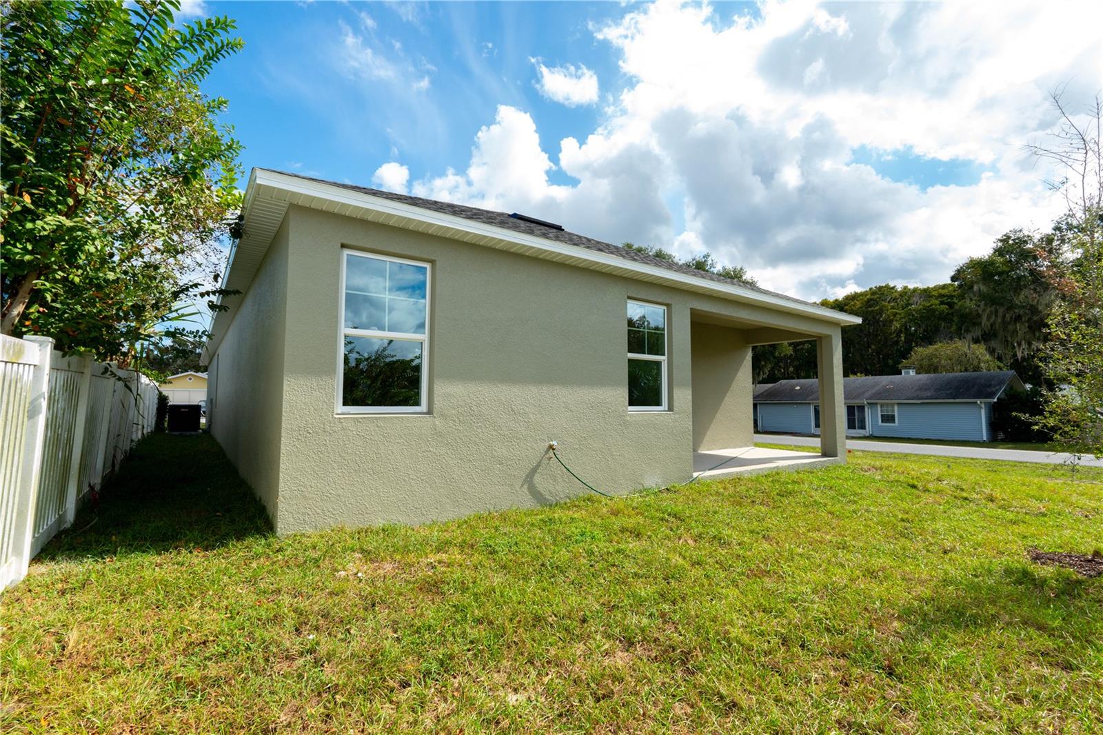 THE MEADOWS OF LEESBURG - Residential