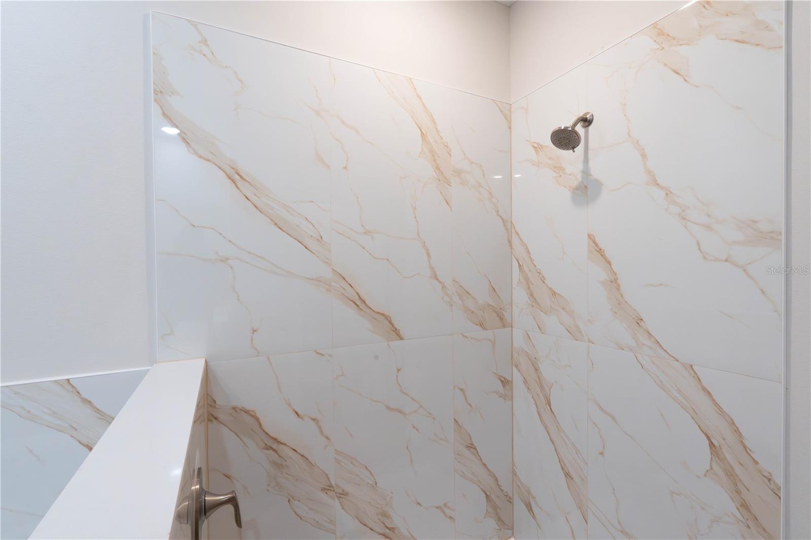 THE MEADOWS OF LEESBURG - Residential