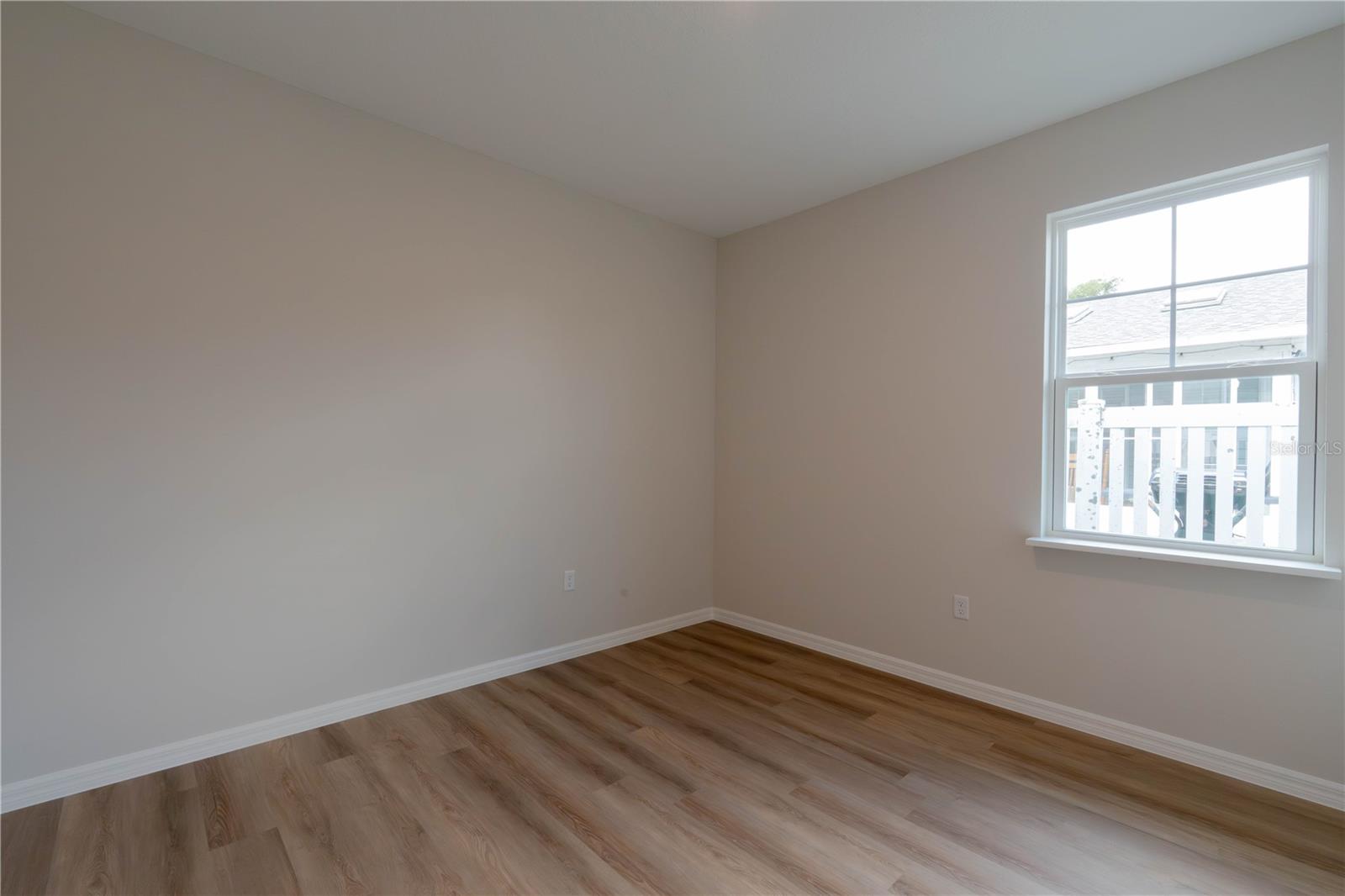 THE MEADOWS OF LEESBURG - Residential