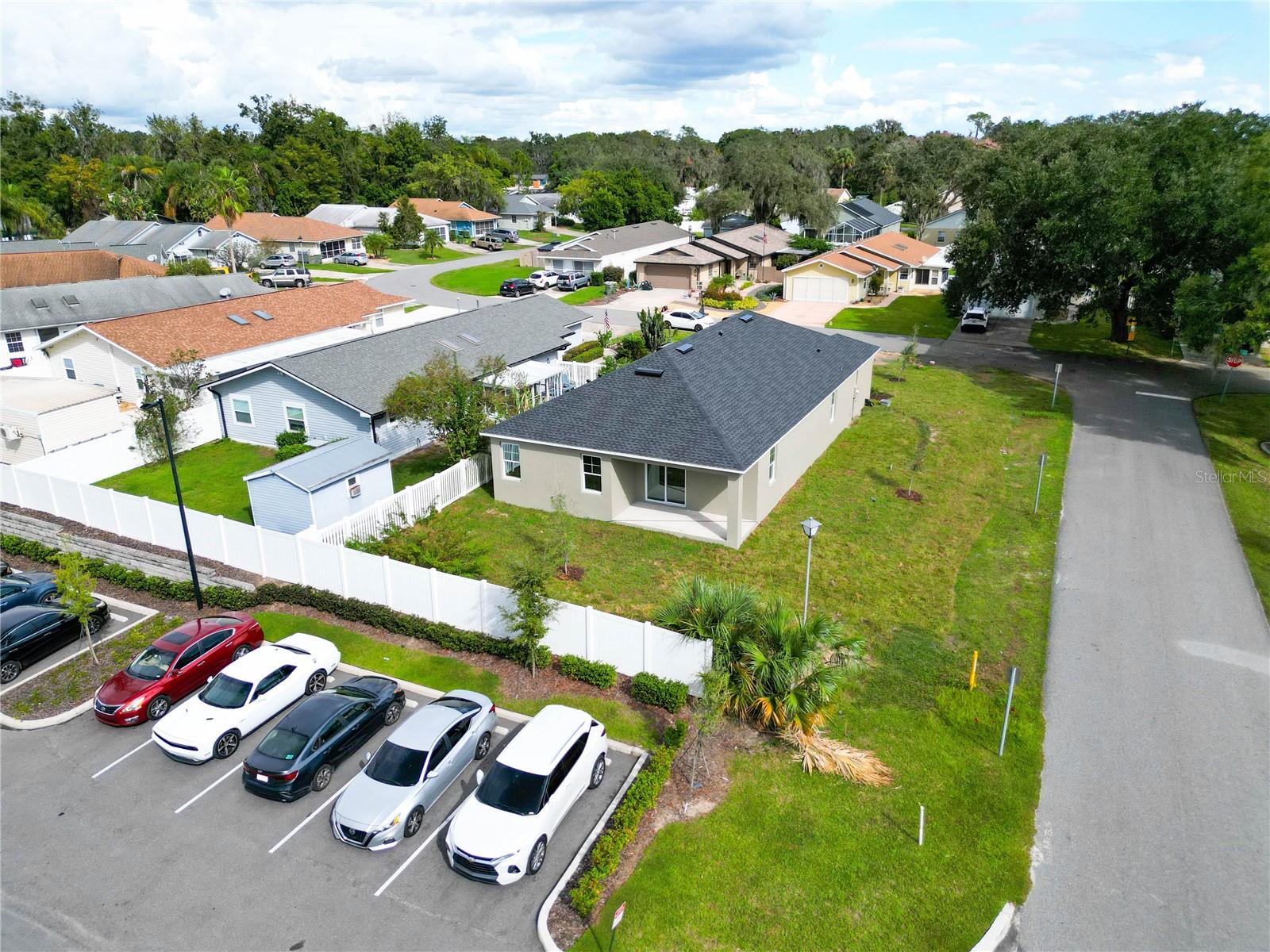 THE MEADOWS OF LEESBURG - Residential