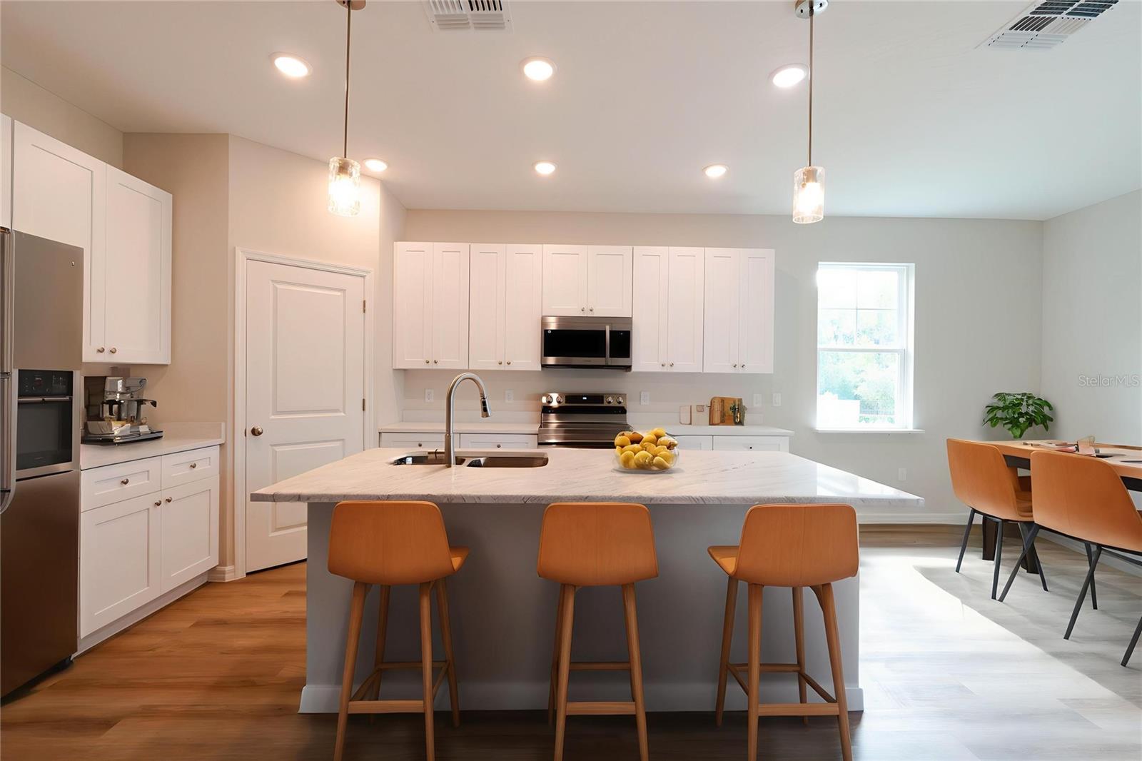 THE MEADOWS OF LEESBURG - Residential