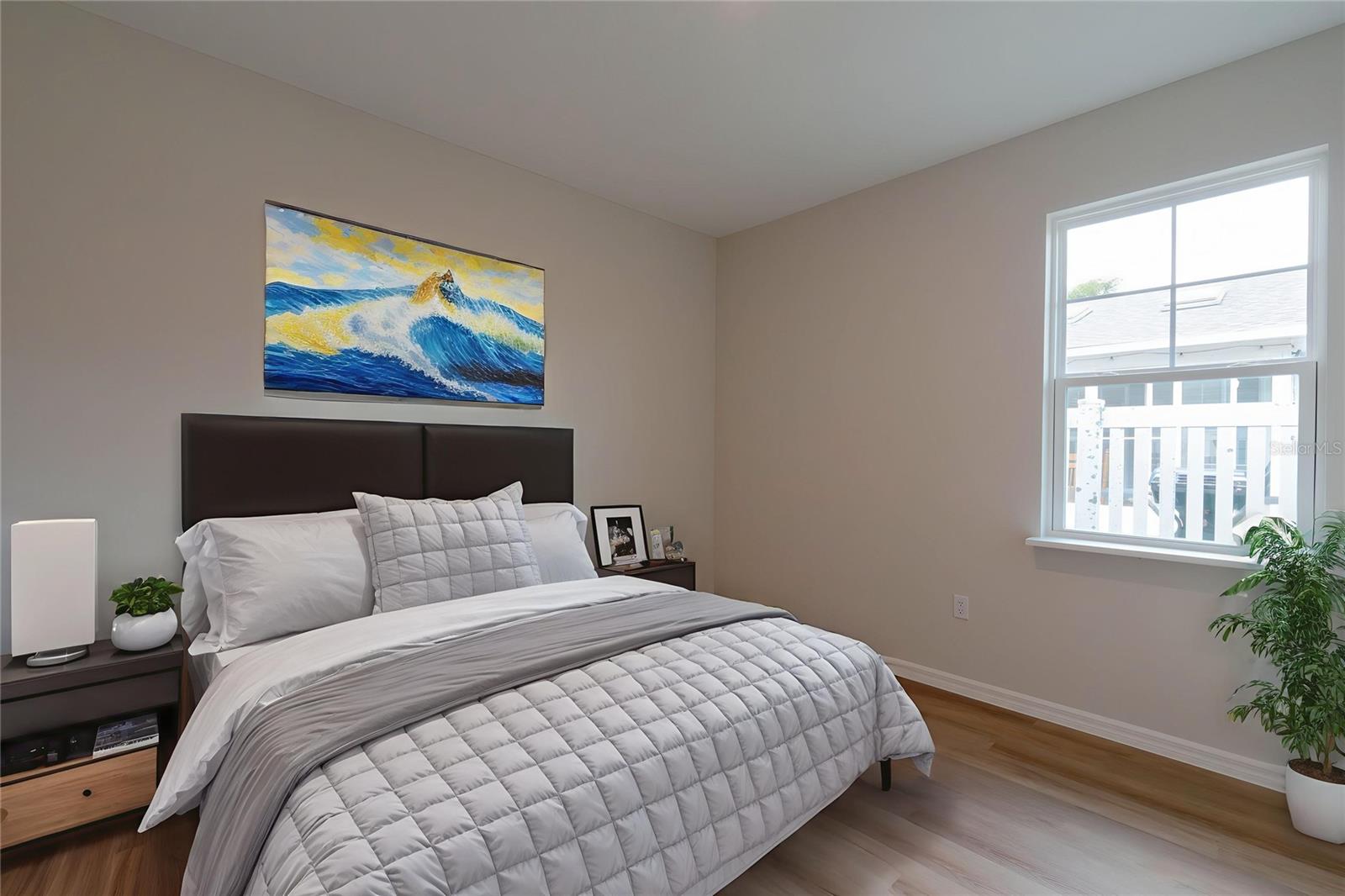 THE MEADOWS OF LEESBURG - Residential